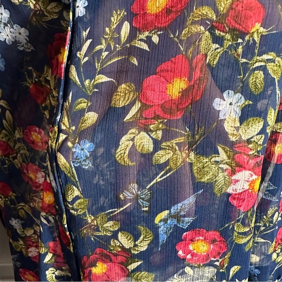 Kut from the Kloth size large sheer blue floral blouse, v-neck, tunic - Picture 3 of 10